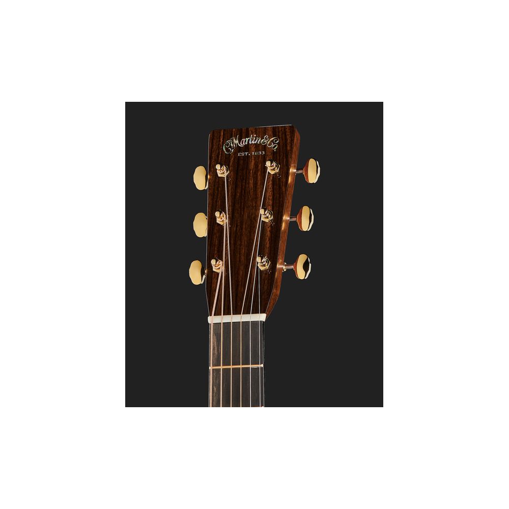 Martin Guitar 000