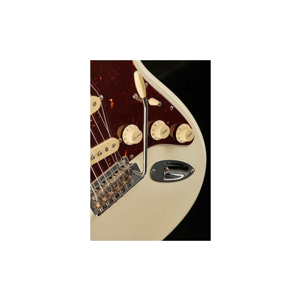 Fender AM Pro II Strat MN OWT – Thomann Ireland