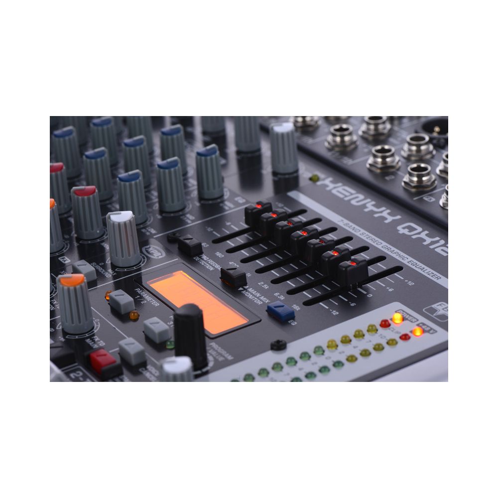 Behringer Xenyx QX1222USB Case Bundle – Thomann Ireland