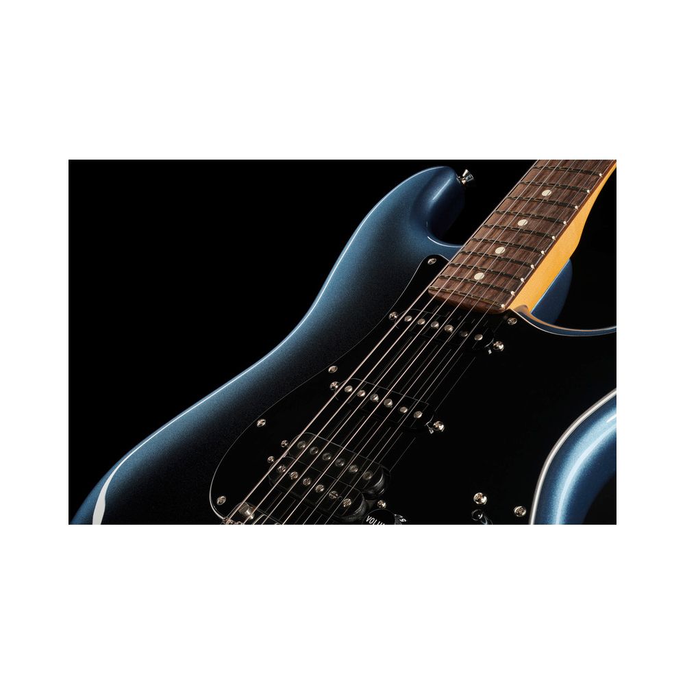 Fender AM Pro II Strat HSS DK NIT – Thomann Ireland