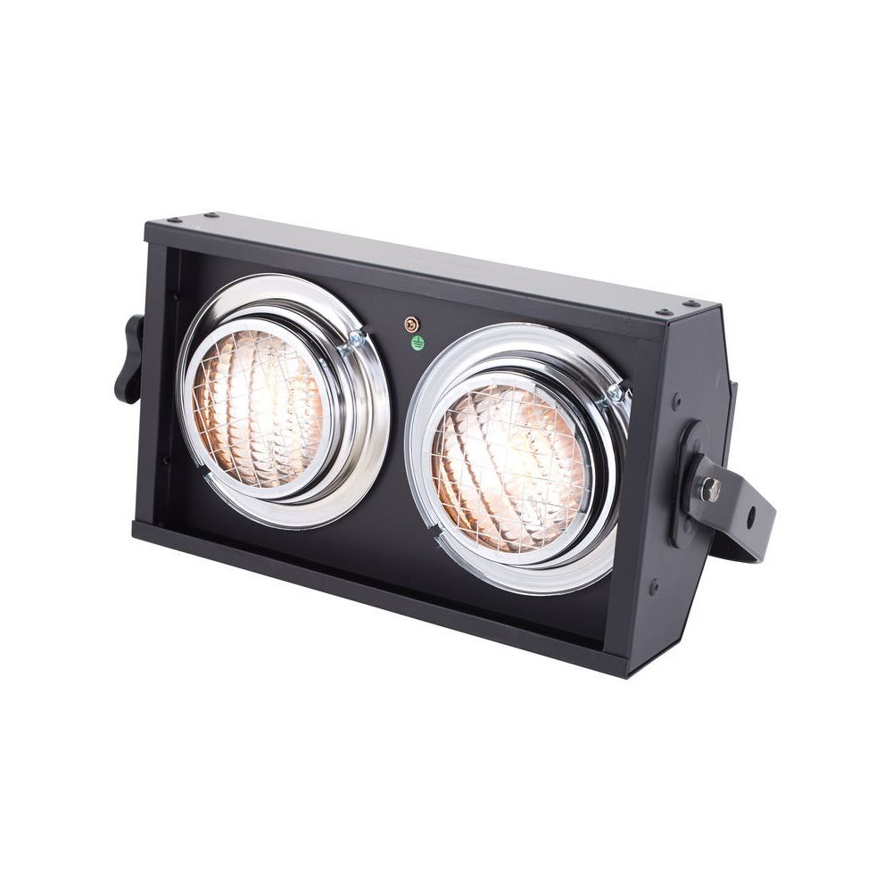 Showtec Stage Blinder 2 DMX – Thomann Ireland