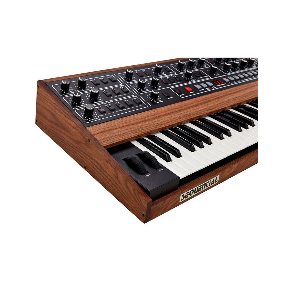 Sequential Prophet 5 – Thomann Ireland