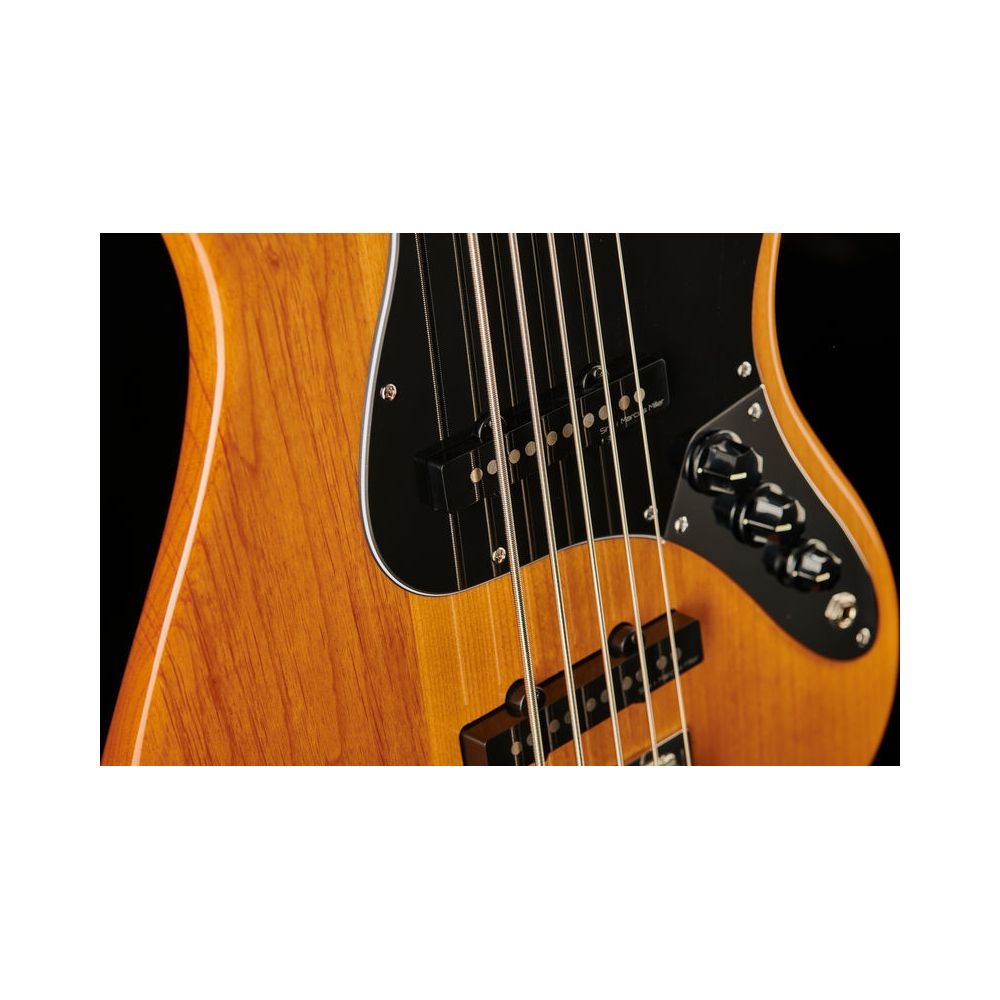 Marcus Miller V5 Alder