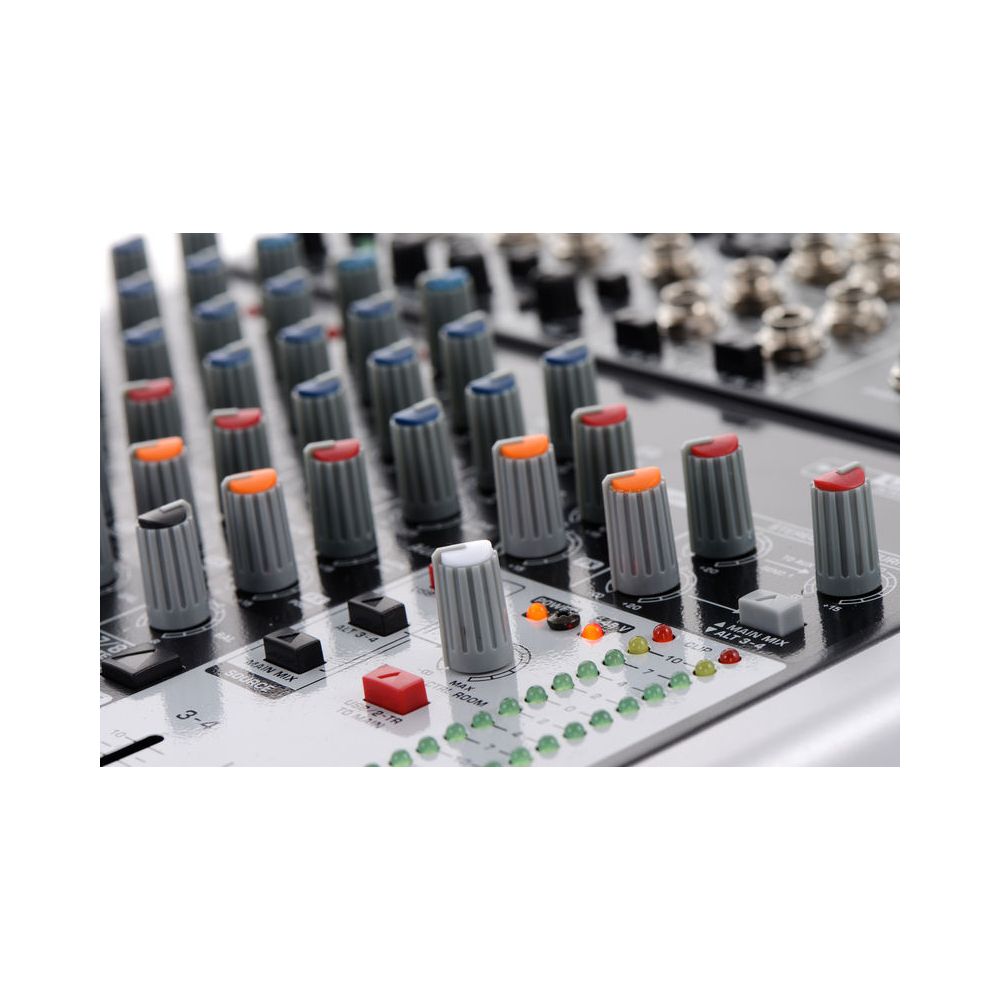 Behringer Xenyx Q1204USB – Thomann Ireland