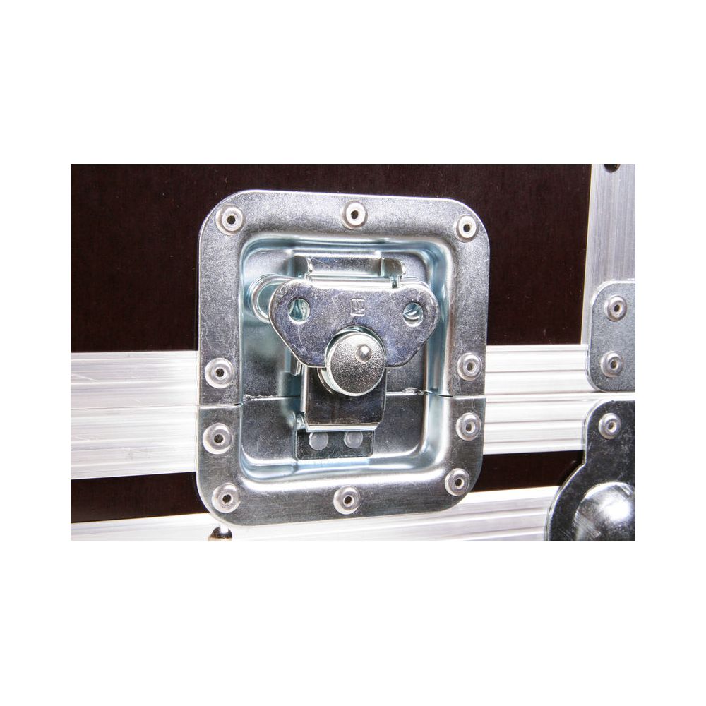 Thon Mixer Case Yamaha MGP32X – Thomann Ireland