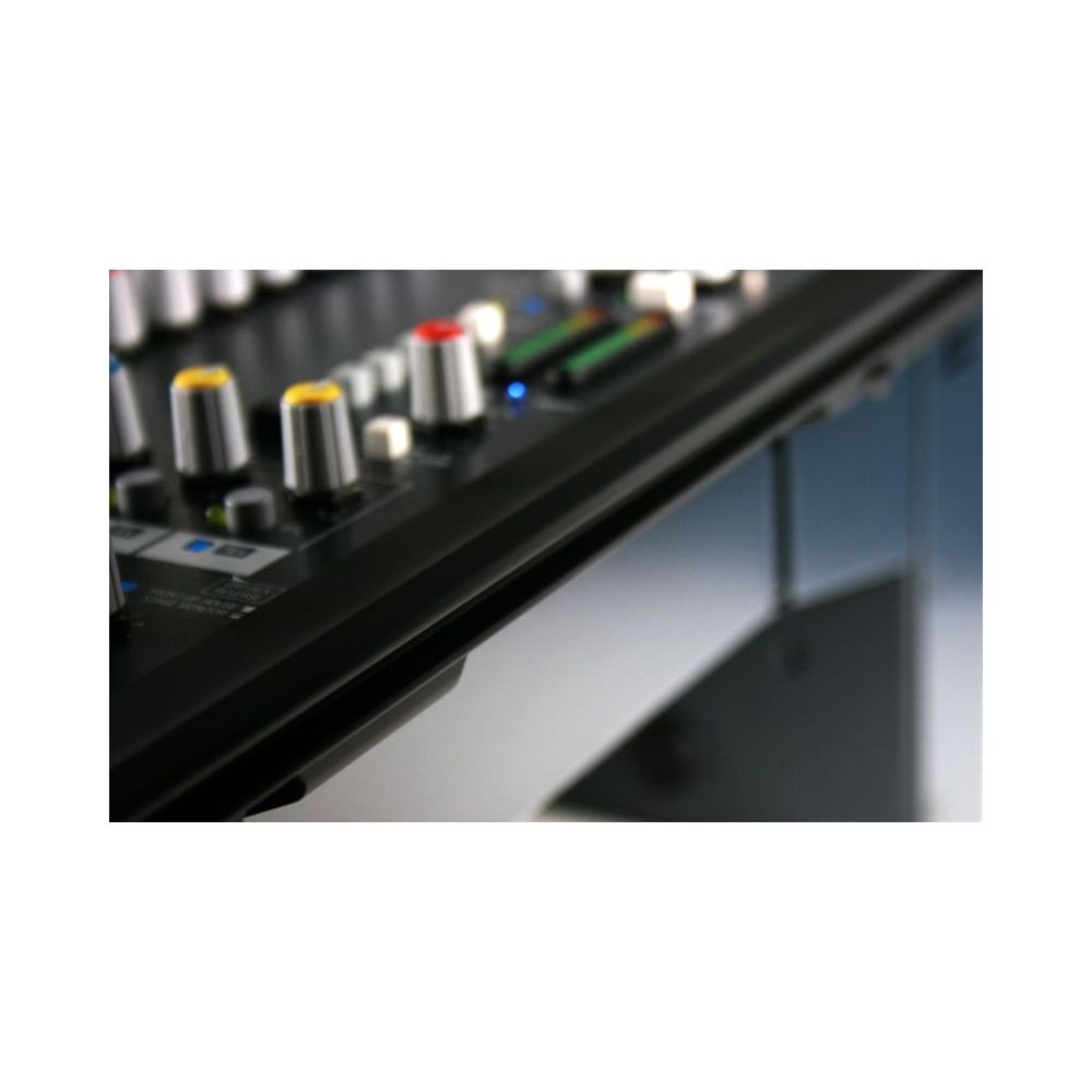 Allen & Heath WZ4 14:4:2 – Thomann Ireland