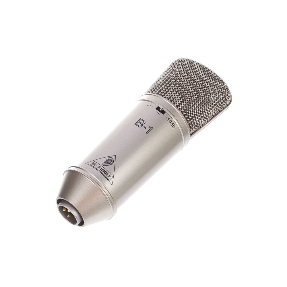 Behringer B