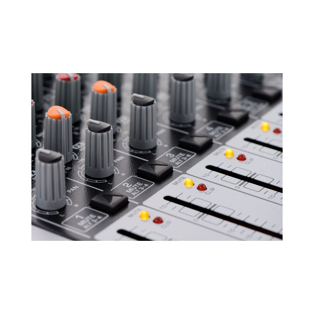 Behringer Xenyx Q1204USB – Thomann Ireland