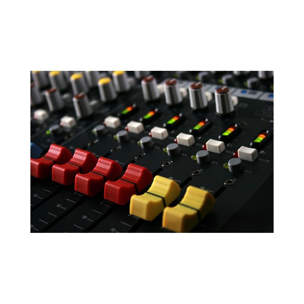 Allen & Heath WZ4 14:4:2 – Thomann Ireland