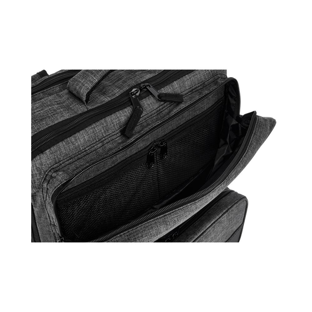 Mackie DLZ Creator Bag Bundle – Thomann Ireland