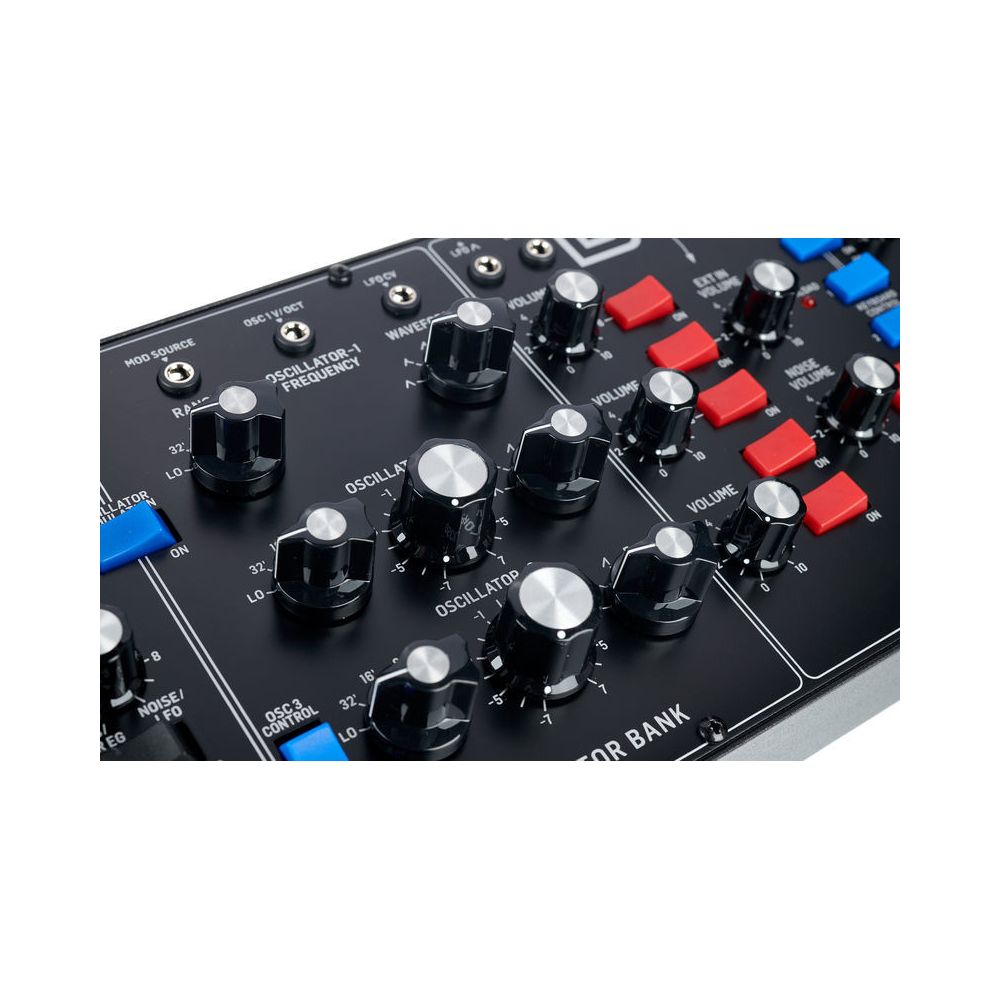 Behringer Model D – Thomann Ireland