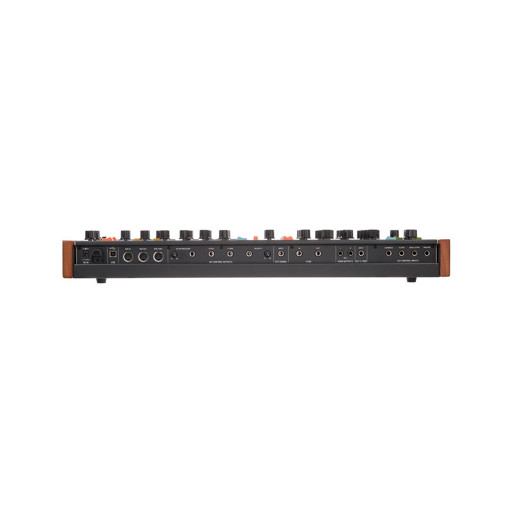Behringer Poly D Bag Bundle – Thomann Ireland