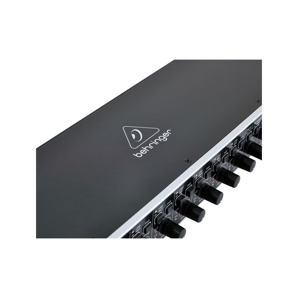 Behringer UMC1820 – Thomann Ireland