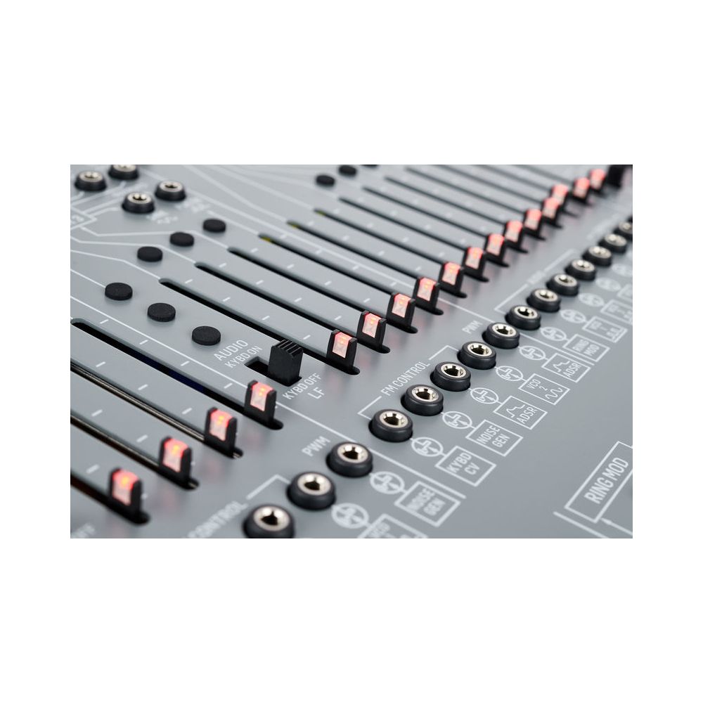 Behringer 2600 Gray Meanie – Thomann Ireland