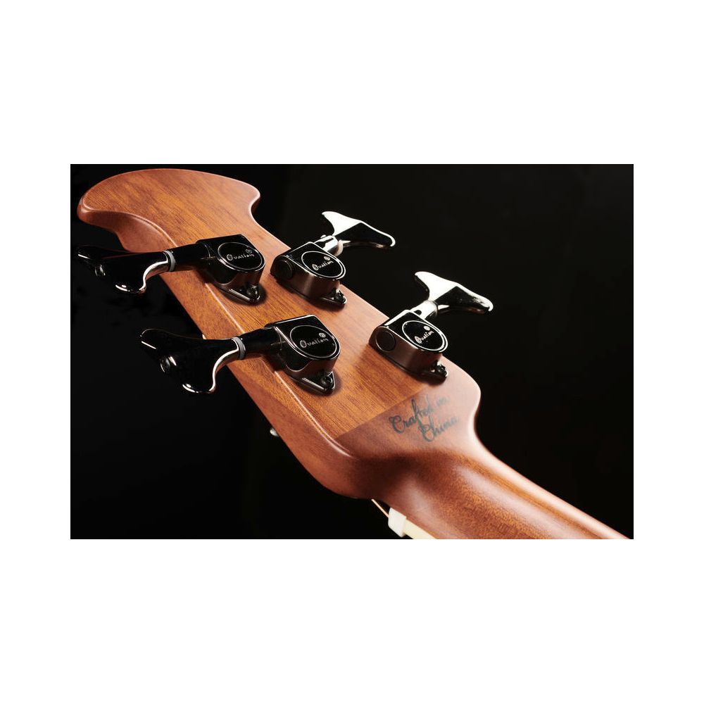 Ovation Celebrity Elite CEB44X