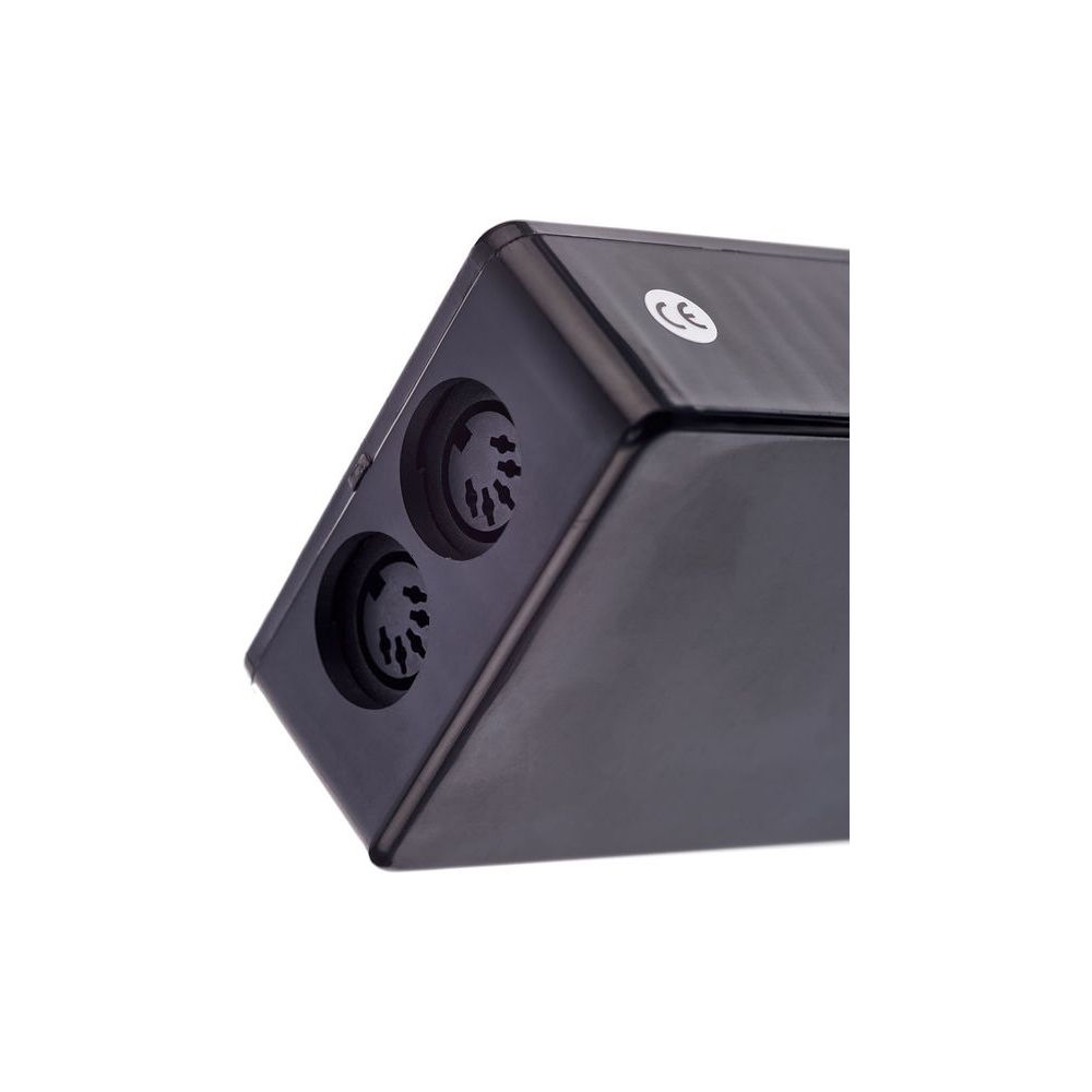 MIDI Solutions Thru V2 – Thomann Ireland