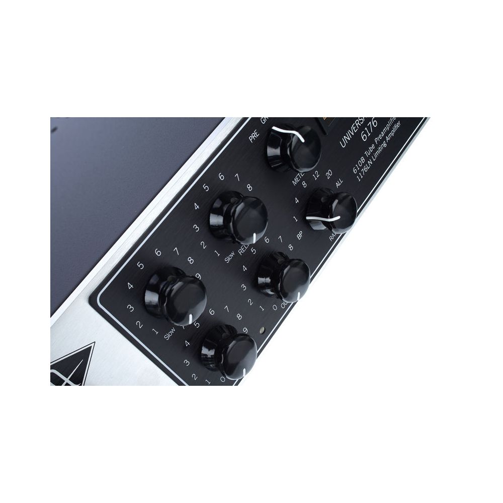 Universal Audio 6176 – Thomann Ireland