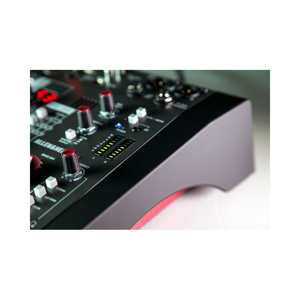 Allen & Heath ZEDi