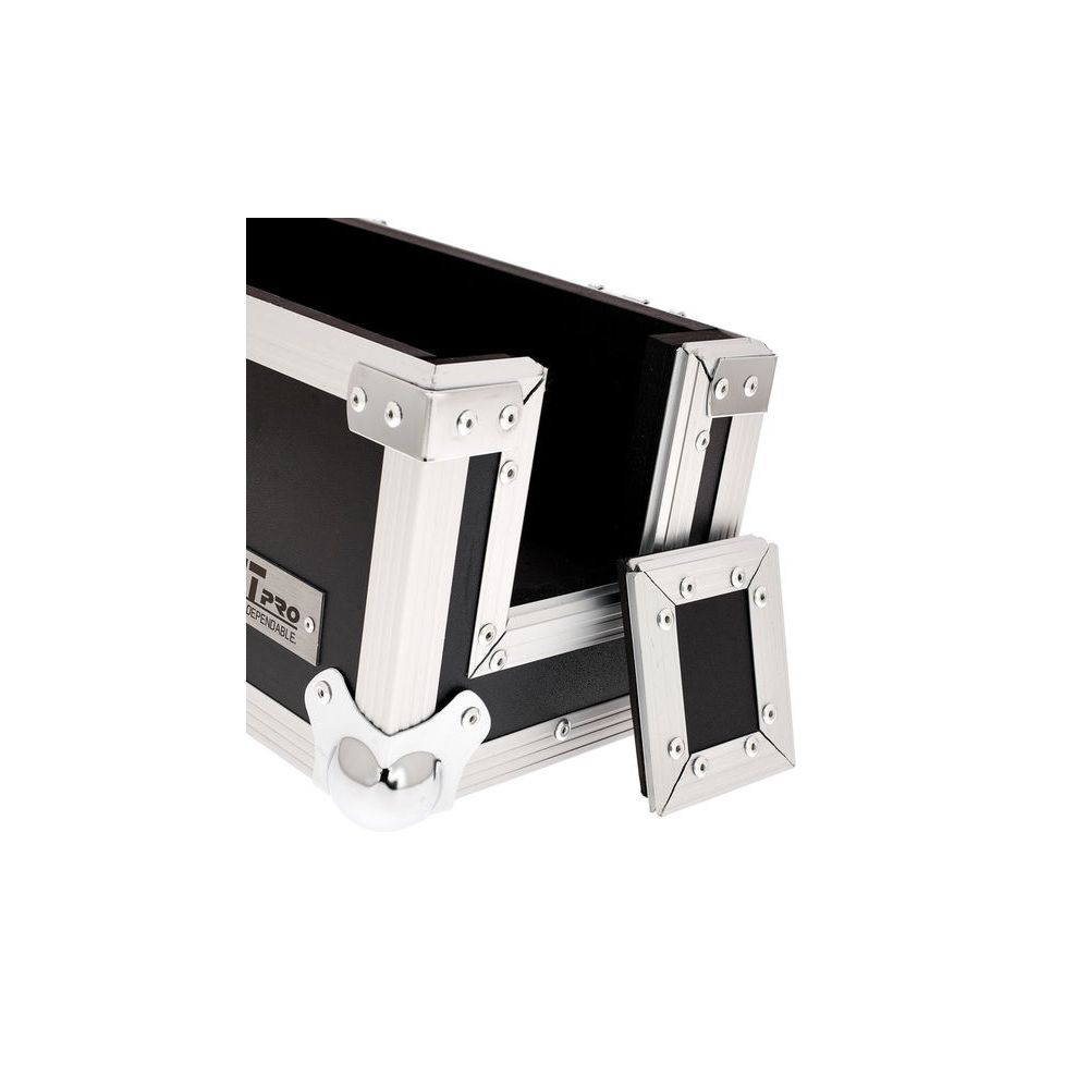 Behringer X Air XR18 Flyht Case Bundle – Thomann Ireland