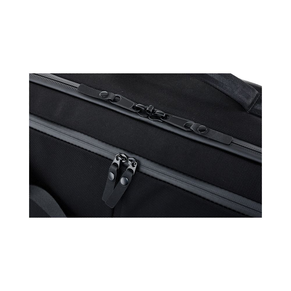 Moog Subsequent 37 SR Series Case – Thomann Ireland