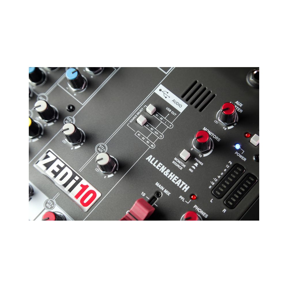 Allen & Heath ZEDi