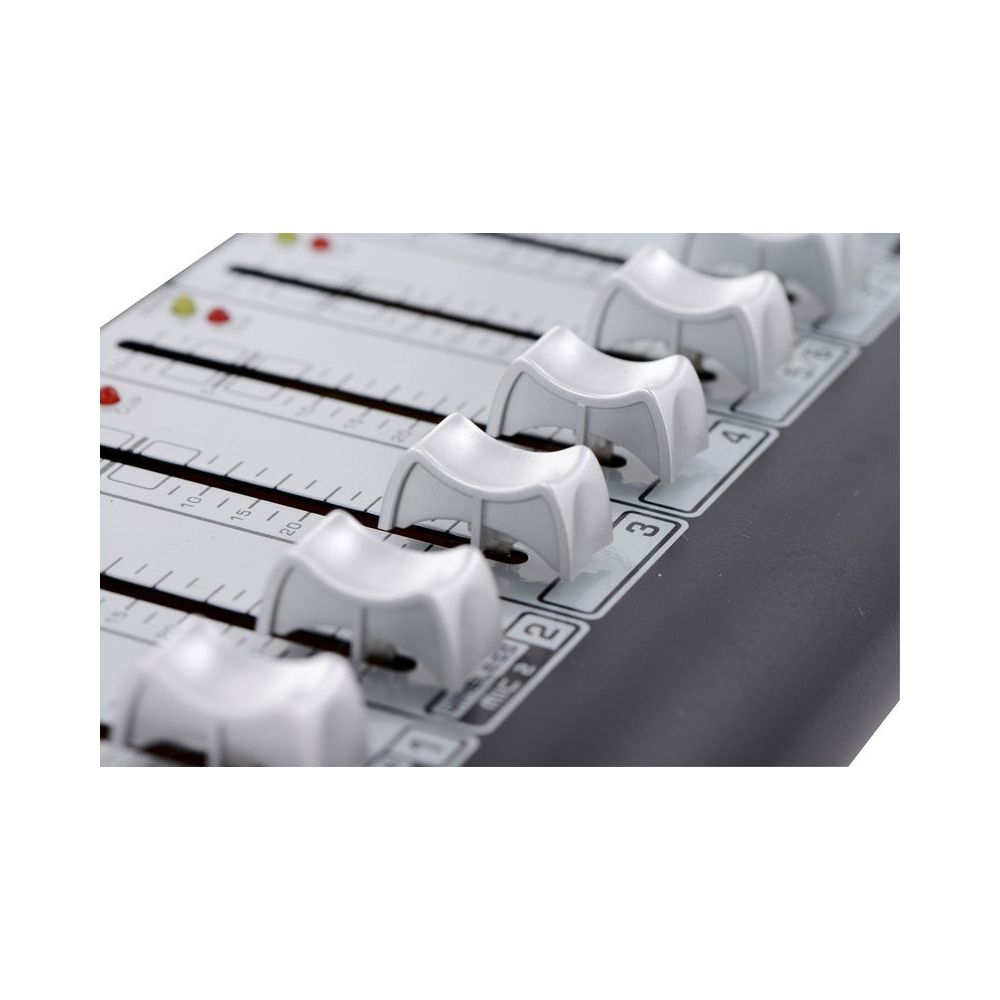 Behringer Xenyx Q1204USB – Thomann Ireland