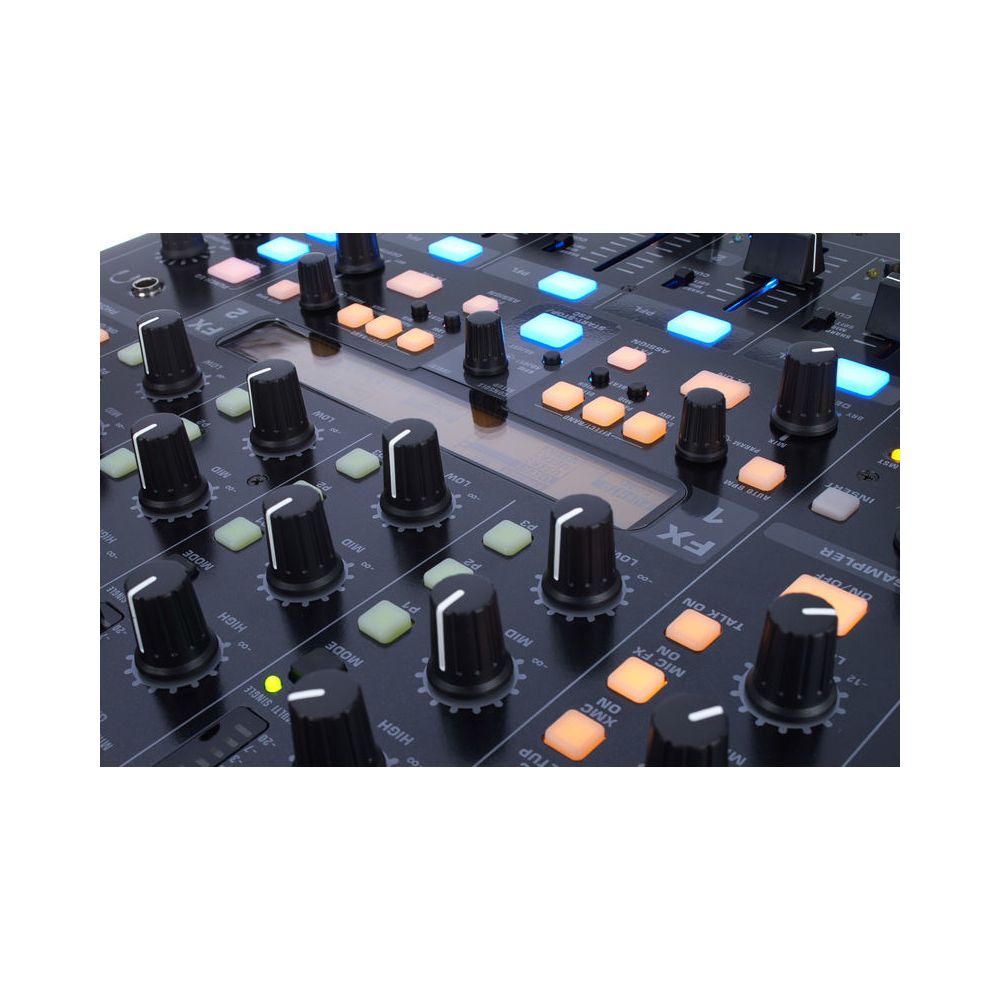 Behringer DDM 4000 Bundle – Thomann Ireland