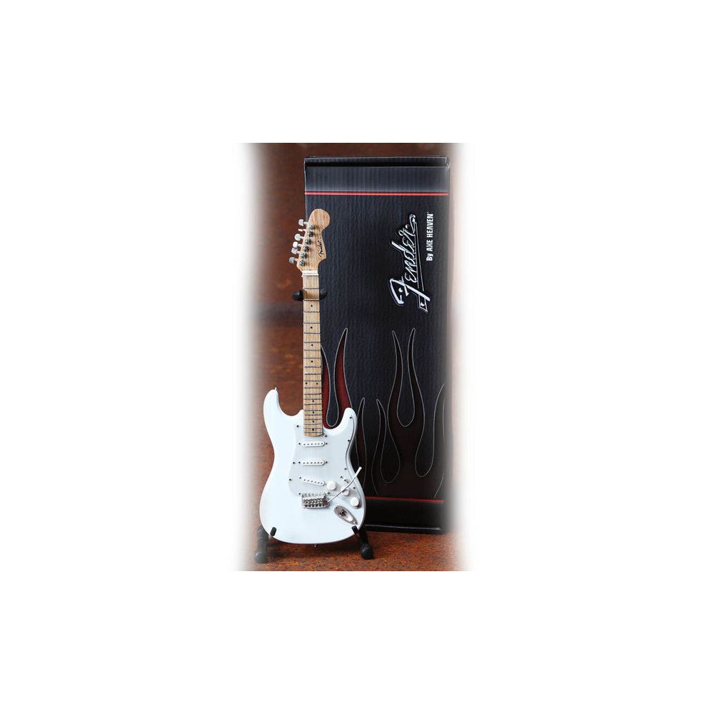 Axe Heaven Fender Stratocaster White – Thomann Ireland
