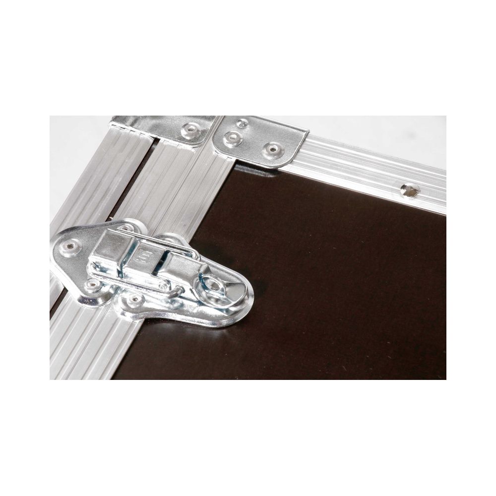 Thon Case 4U Sirus Quad 4CH – Thomann Ireland