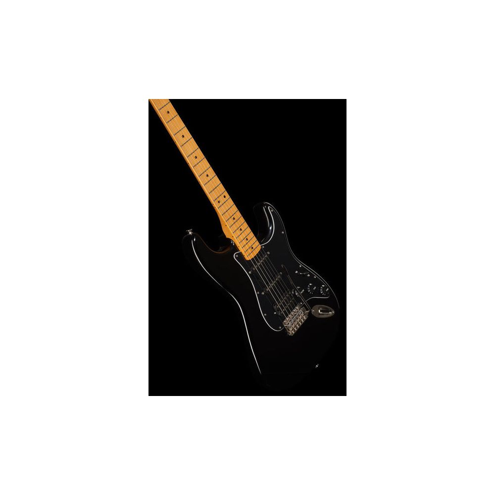 Squier CV 70s Strat HSS MN BLK Bundle – Thomann Ireland