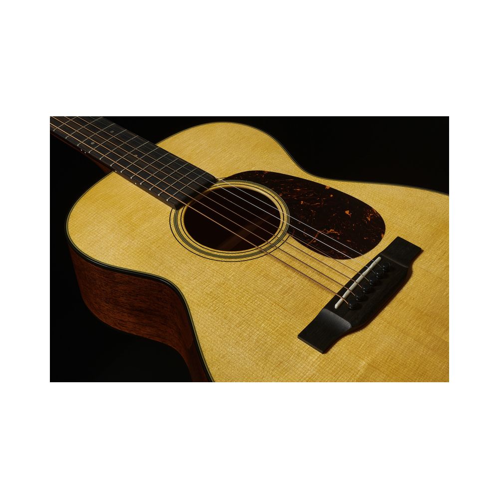 Martin Guitar 0