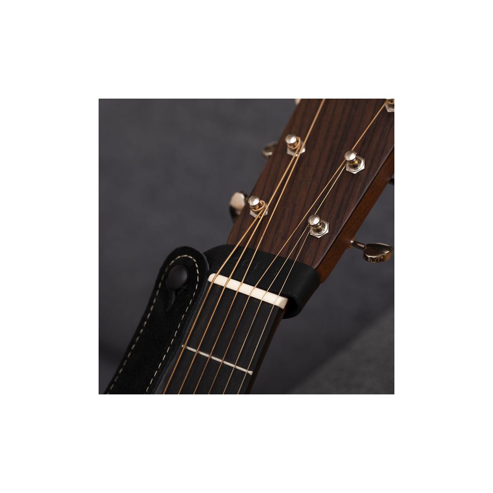Martin Guitar Black Headstock Tie – Thomann Ireland