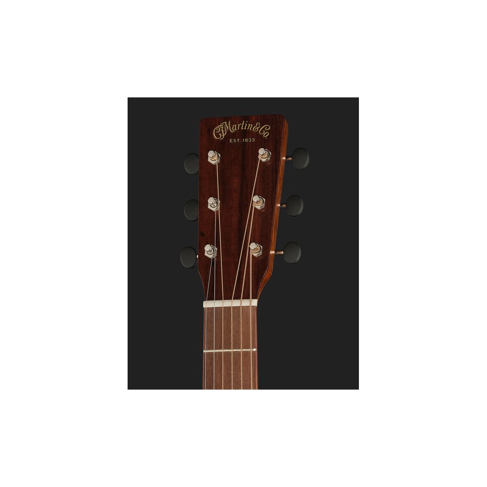 Martin Guitar 000