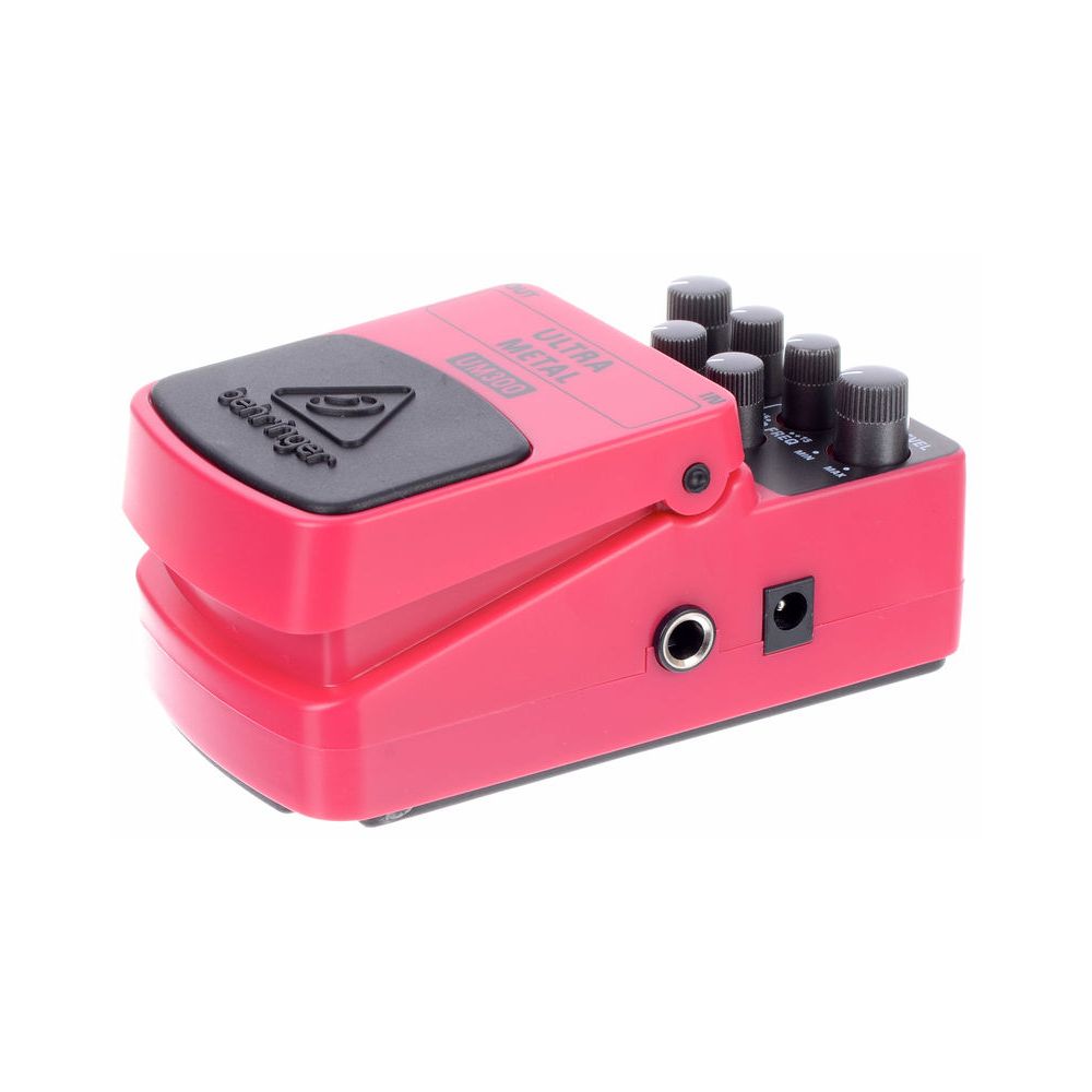 Behringer UM300 – Thomann Ireland