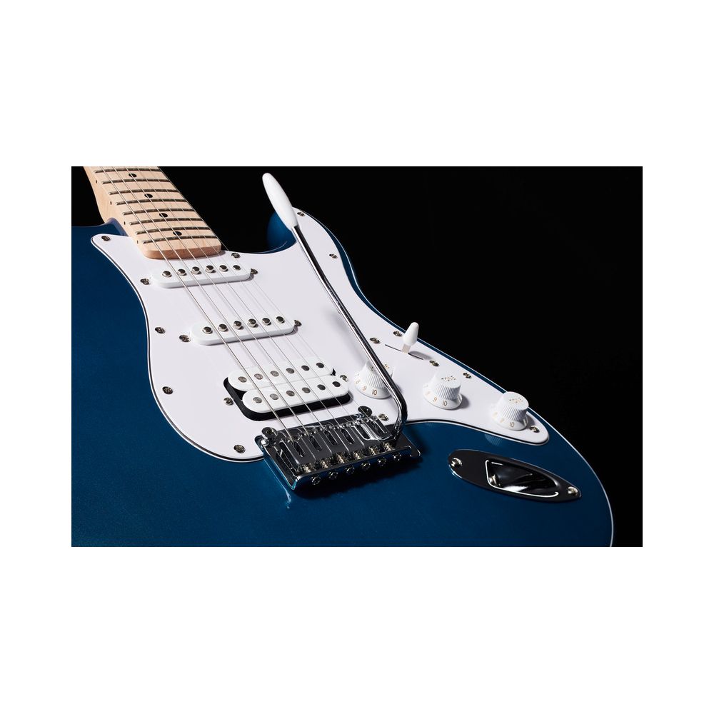 Squier Aff. Strat HSS MN PACK LPB – Thomann Ireland