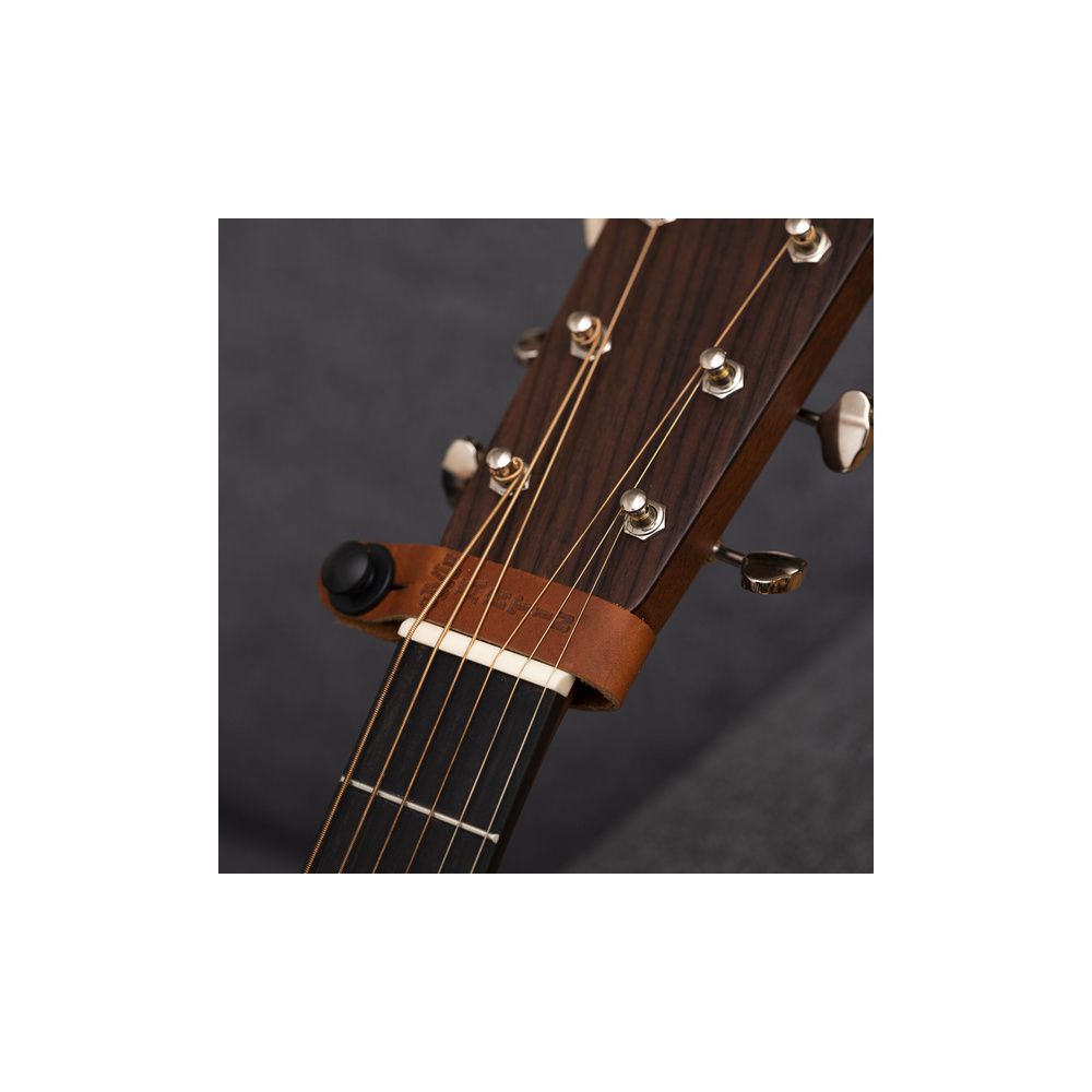 Martin Guitar Brown Headstock Tie – Thomann Ireland