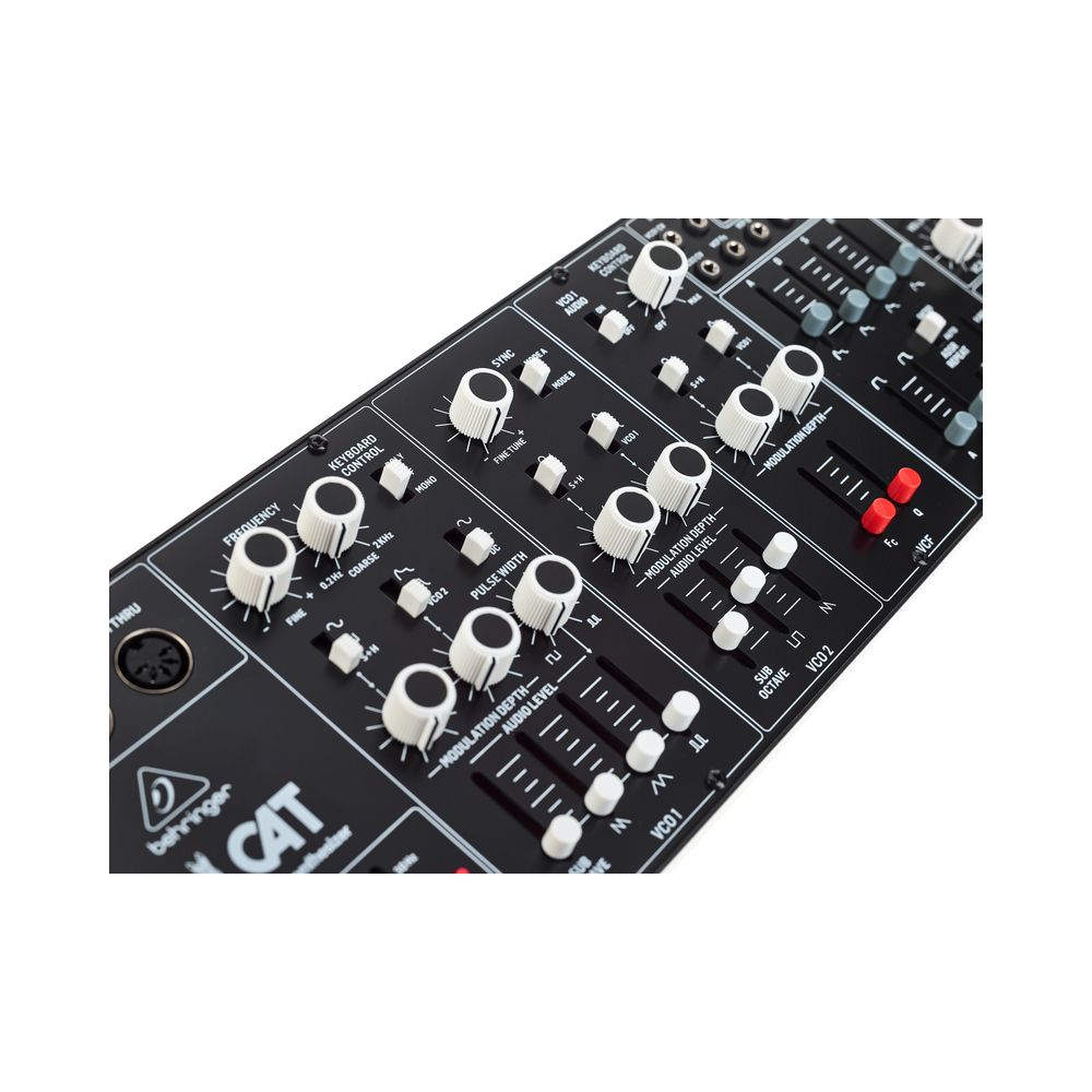 Behringer CAT Bag Bundle – Thomann Ireland