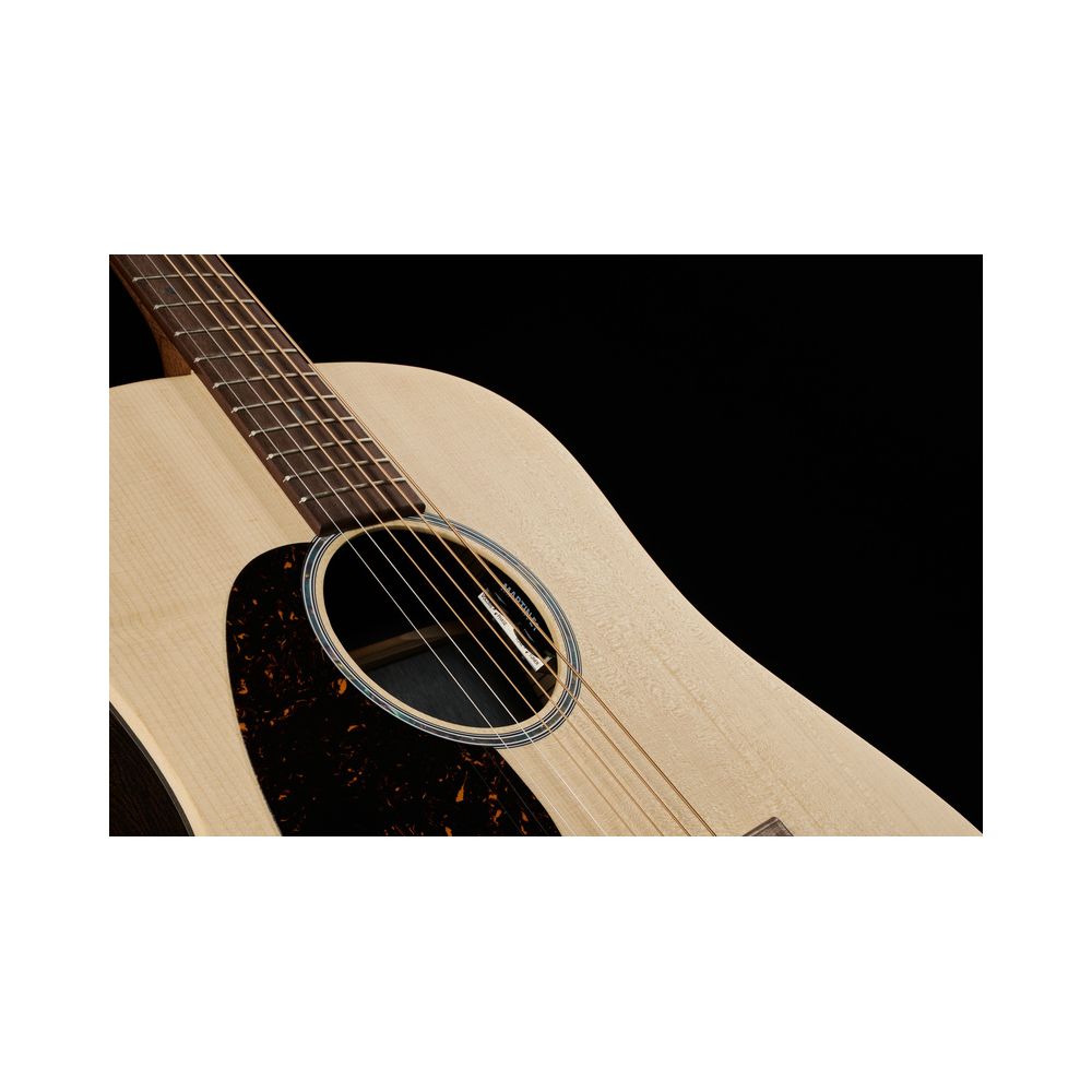 Martin Guitar D