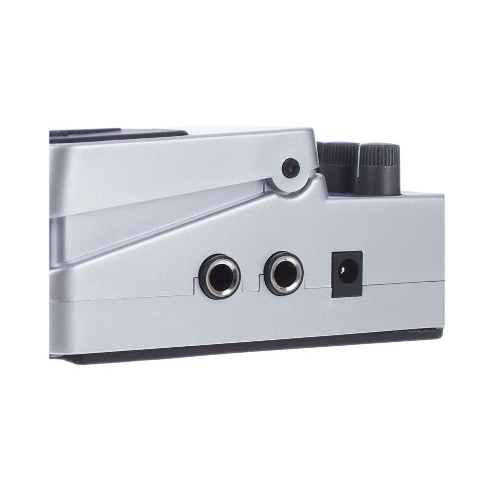 Behringer FX600 – Thomann Ireland