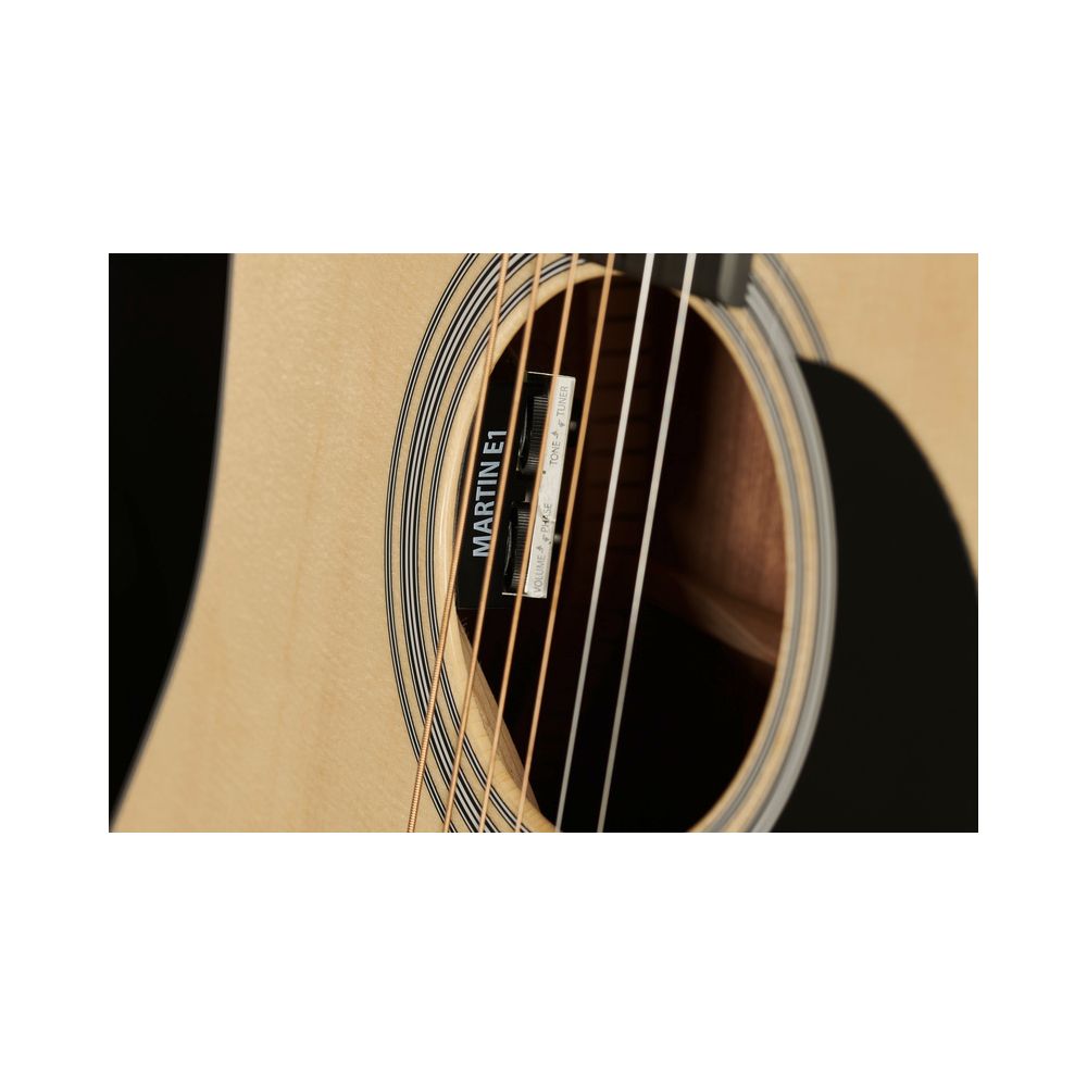 Martin Guitar D