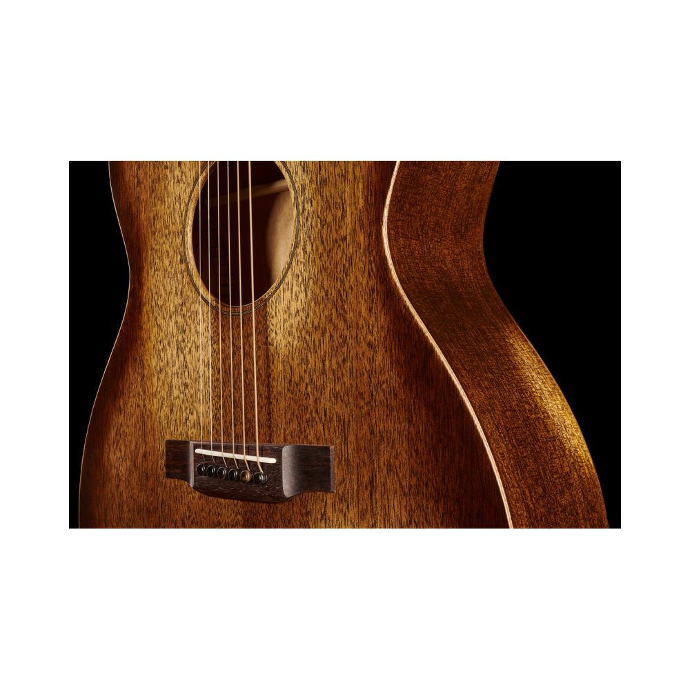 Martin Guitar 000