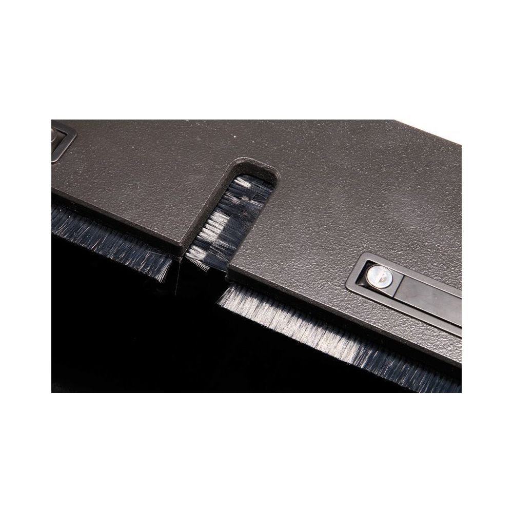 Thon Roadcase Yamaha QL1 – Thomann Ireland