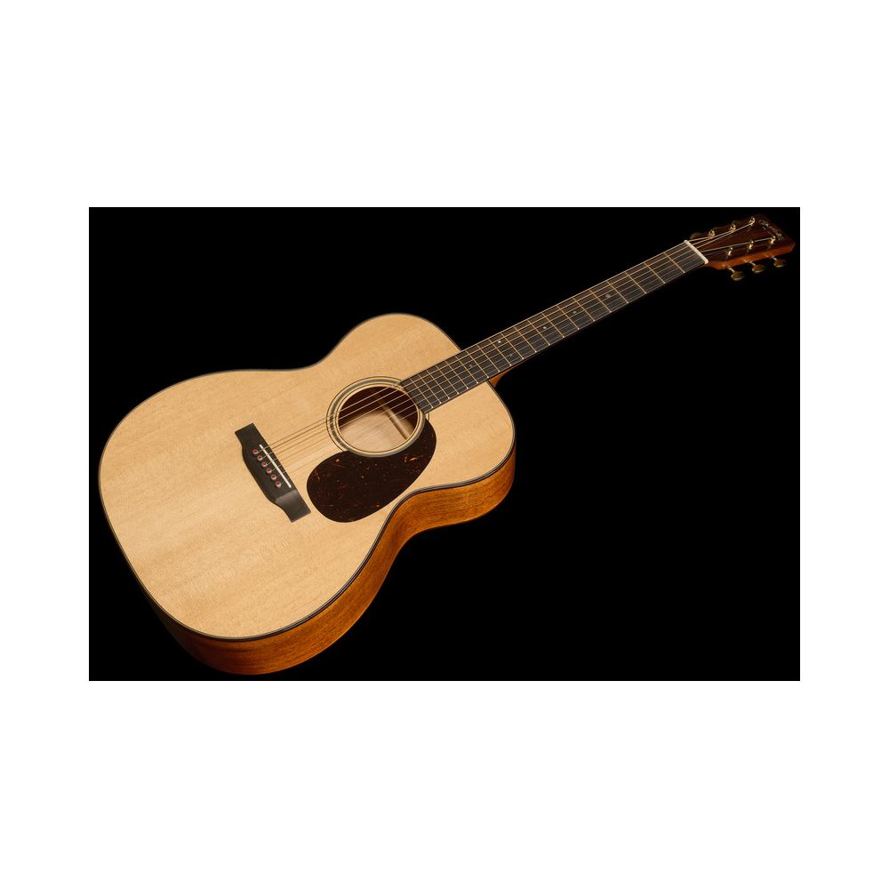 Martin Guitar 000
