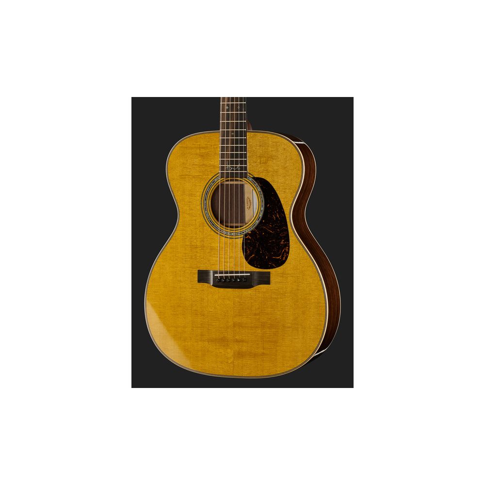 Martin Guitar 000