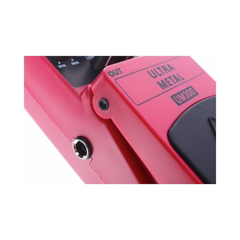 Behringer UM300 – Thomann Ireland