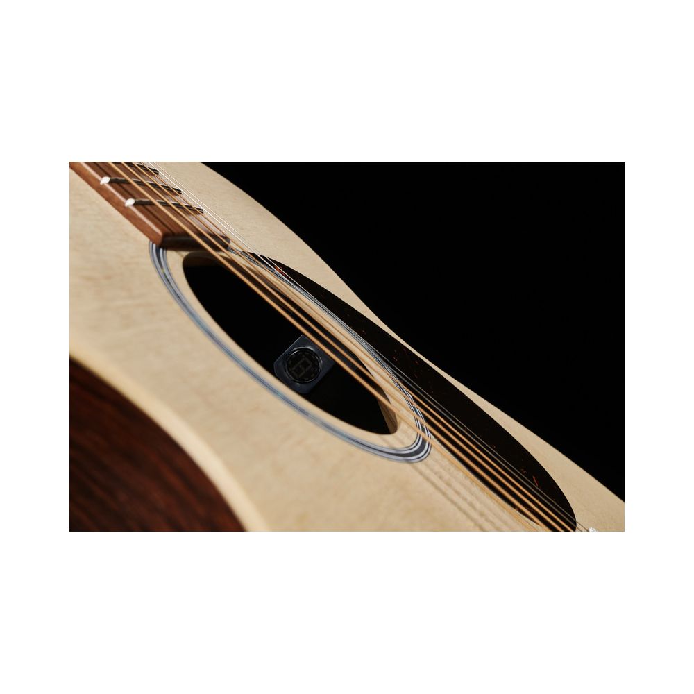 Martin Guitar 00