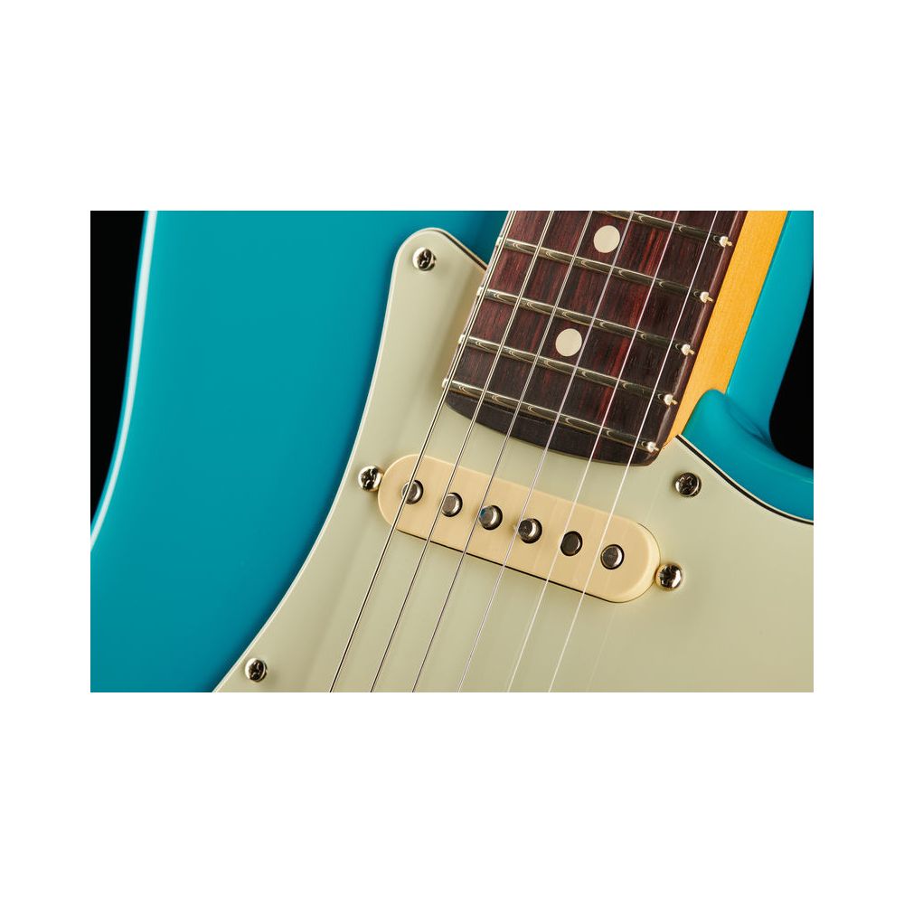 Fender AM Pro II Strat HSS MBL – Thomann Ireland