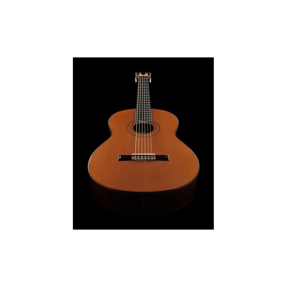 Juan Hernandez Profesor Cedar – Thomann Ireland