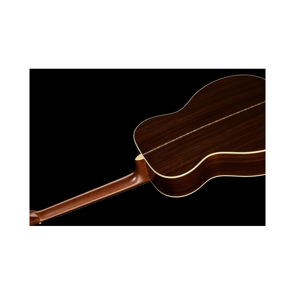 Martin Guitar 000