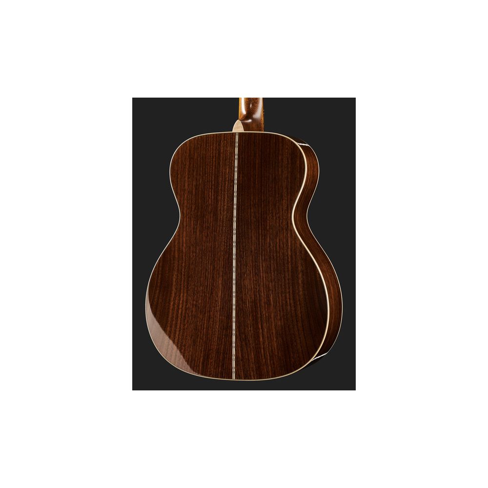 Martin Guitar 000